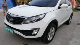 Selling White Kia Sportage 2013 Automatic Diesel  