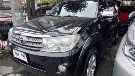 Black Toyota Fortuner 2009 for sale in Quezon City