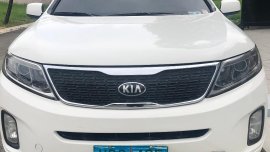 White Kia Sorento 2013 for sale in Mandaluyong 