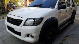 Selling Toyota Hilux 2011 Manual Diesel 