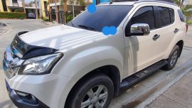 Isuzu Mu-X 2016 4X2 LS-A 3.0 for sale in Imus 