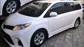 Selling White Toyota Sienna 2019 in General Salipada K. Pendatun