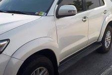 Selling White Toyota Fortuner 2014 at 56000 km