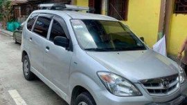 Selling Silver Toyota Avanza 2010 at 47000 km 