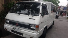 Selling White Mitsubishi L300 2002 at 150000 km