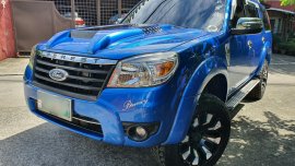 Selling Ford Everest 2011 MT in Pasig