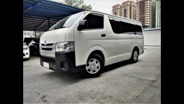  Toyota Hiace 2017 Van at 28000 km for sale
