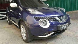Selling Blue Nissan Juke 2017 at 9000 km