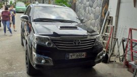 Selling Black Toyota Fortuner 2016 Automatic Diesel