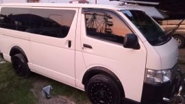 Selling 2016 Toyota Hi-ace Commuter in Binangonan