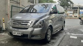 Selling Hyundai Starex 2014 in Quezon City
