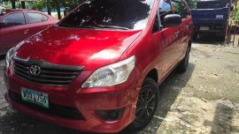 Selling Red Toyota Innova 2014 at 181000 km