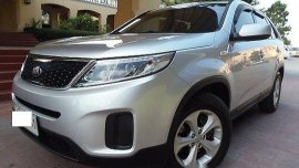 Selling Silver Kia Sorento 2014 at 32000 km