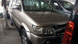 Sell Beige 2013 Isuzu Crosswind at Automatic Diesel 