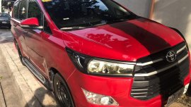 Selling Red Toyota Innova 2017 