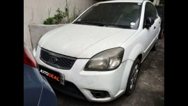 Selling Kia Rio 2010 Sedan Manual Gasoline 