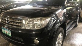 Black Toyota Fortuner 2010 at 58000 km for sale 