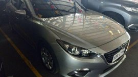 Selling Silver Mazda 3 2015 in Quezon City