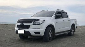 White Chevrolet Colorado 2015 at 40000 km for sale