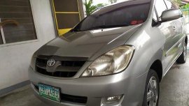 Selling Toyota Innova 2005 at 185000 km