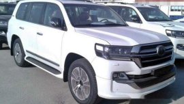 Selling White Toyota Land Cruiser Prado 2019 Automatic Diesel 