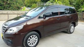 Sell Brown 2015 Toyota Innova at 43000 km