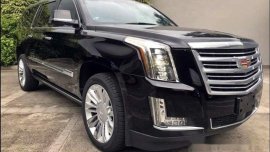 Selling Cadillac Escalade 2020 at 1000 km 