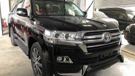 Selling Black Toyota Land Cruiser 2020 in Quezon City 