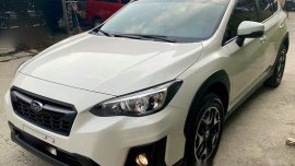 Selling White Subaru Xv 2018 in Pasig