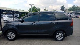 Selling Silver Toyota Avanza 2017 in Davao City