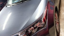 Selling Gray Toyota Corolla Altis 2017 in Quezon City