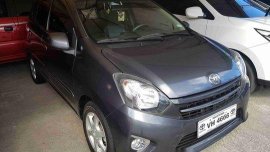 Selling Grey Toyota Wigo 2017 Automatic Gasoline at 18000 km 