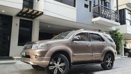 Toyota Fortuner 2011 Automatic Gasoline for sale in Quezon City