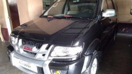Black Isuzu Crosswind 2017 for sale in Makati 