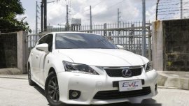 White Lexus Ct 2011 for sale in Quezon City