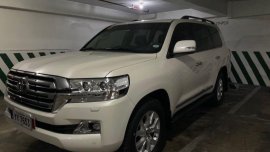 Sell 2016 Toyota Land Cruiser in Quezon City