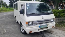 Selling Mitsubishi L300 2011 in Caloocan
