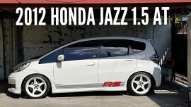 Selling Honda Jazz 2012 in Quezon City