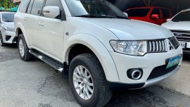 Pearl White Mitsubishi Montero Sport 2013 for sale in Manila