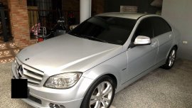 Selling Mercedes-Benz C200 2008 in Quezon City