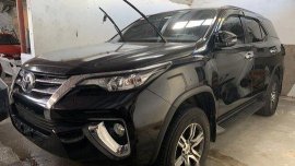 Selling Black Toyota Fortuner 2017 in Quezon City