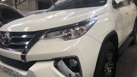 White Toyota Fortuner 2019 for sale in Quezon City