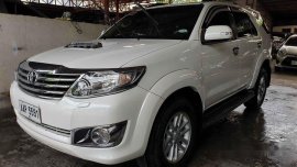 White Toyota Fortuner 2014 for sale in Narra