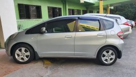Selling Honda Fit 2010 in Quezon City