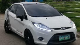Selling Ford Fiesta 2012 in Bacoor