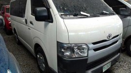 Selling White Toyota Hiace 2016 in Quezon City