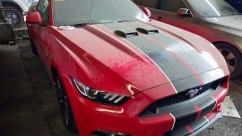 Selling Red Ford Mustang 2017 in Quezon City