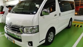 Toyota Super Grandia 2016 Monotone