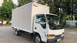 Isuzu Elf 2018 for sale in Quezon City