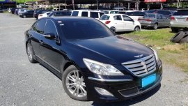 Sell 2013 Hyundai Genesis in Pasig